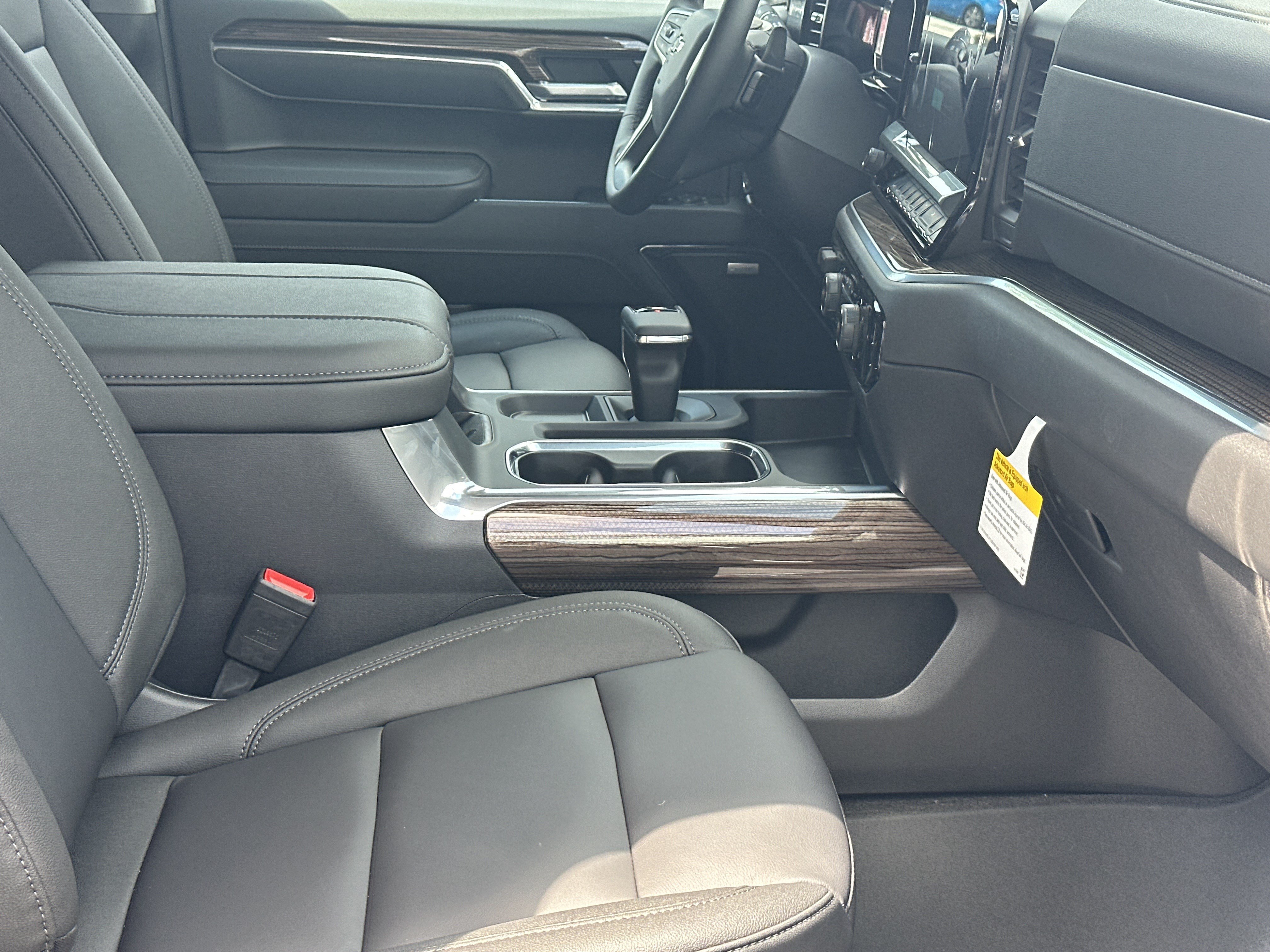 New 2026 Chevrolet Silverado 1500 LT Trail Boss w/ Convenience Package II AWD/4WD image 13