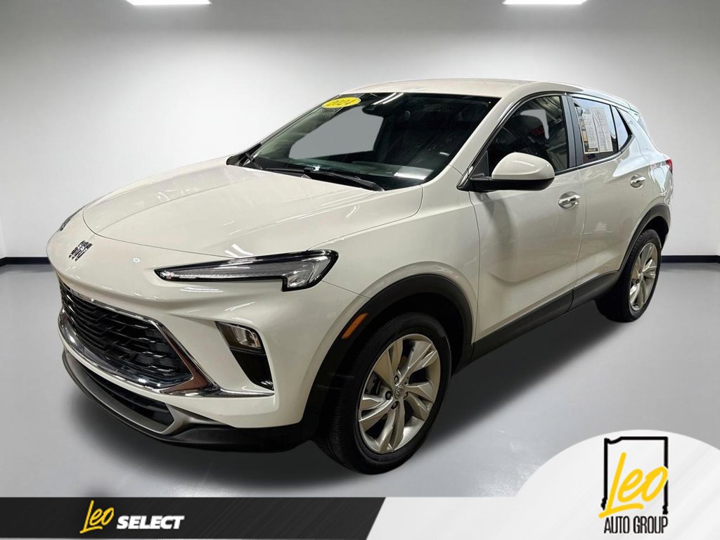 Used 2024 Buick Encore GX Preferred FWD image 1