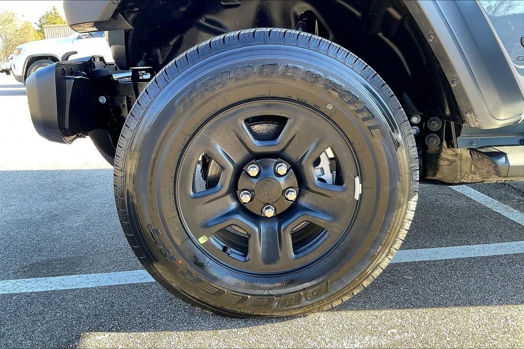 New 2026 Jeep Gladiator Sport image 12