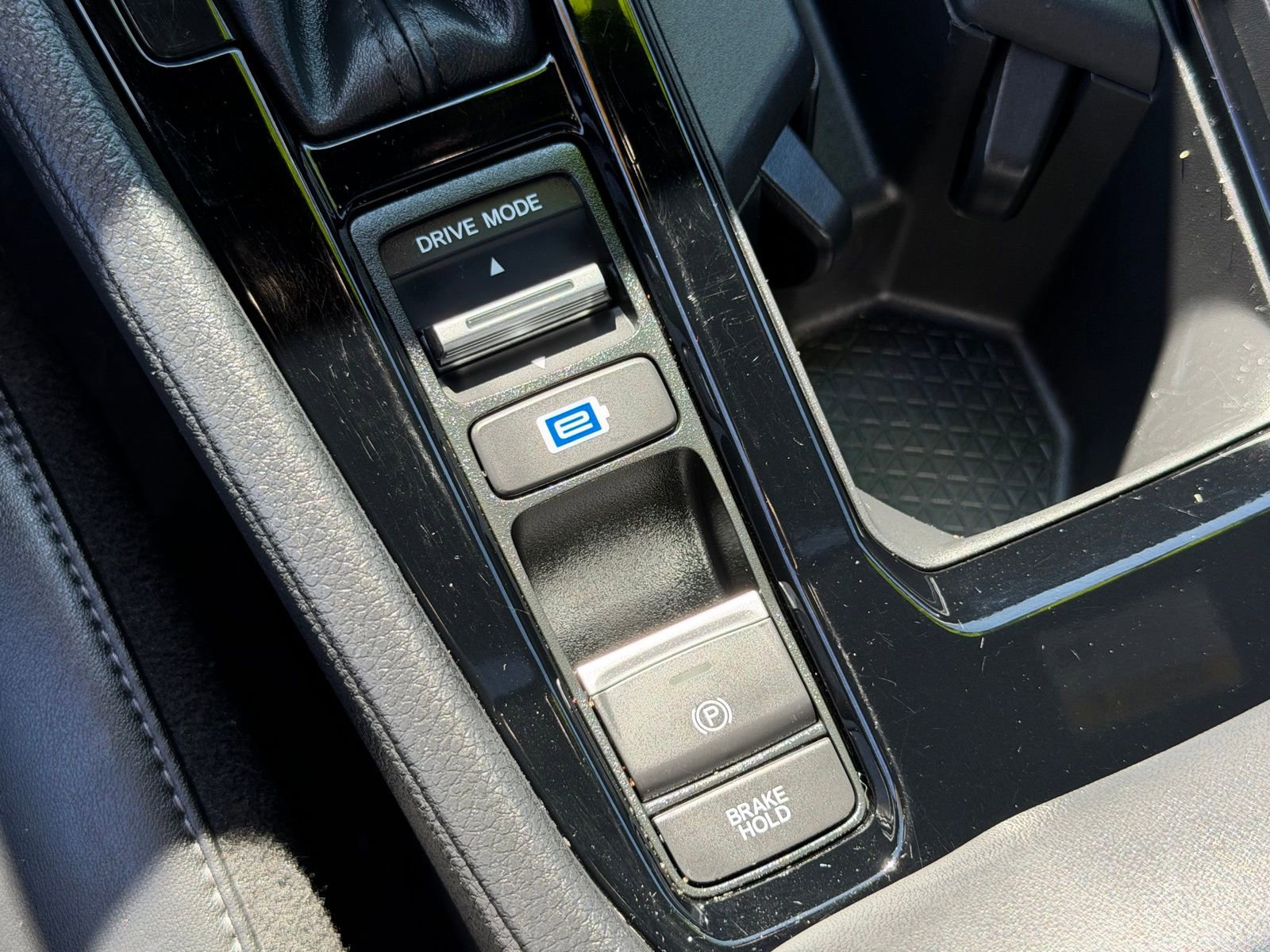 Used 2024 Honda Accord Sport image 24