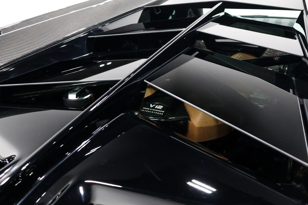 Used 2021 Lamborghini Sian Coupe AWD/4WD image 82