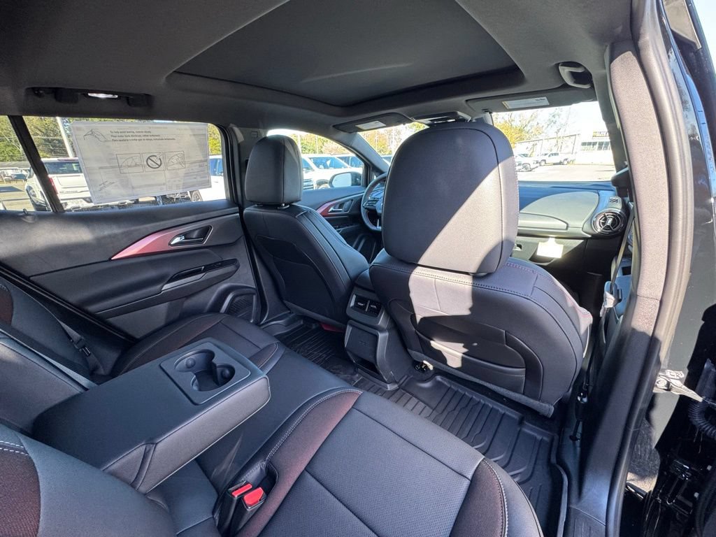New 2026 Chevrolet Equinox EV RS FWD image 25