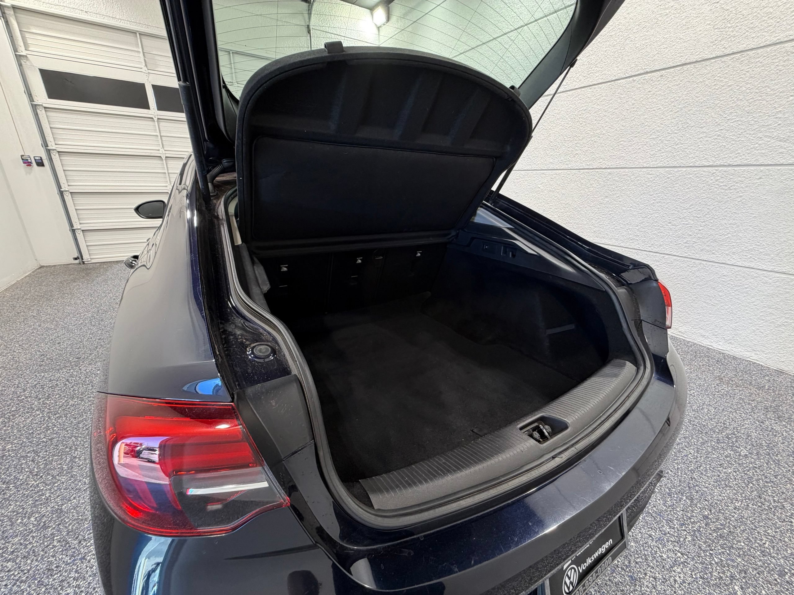 Used 2018 Buick Regal Essence FWD image 23