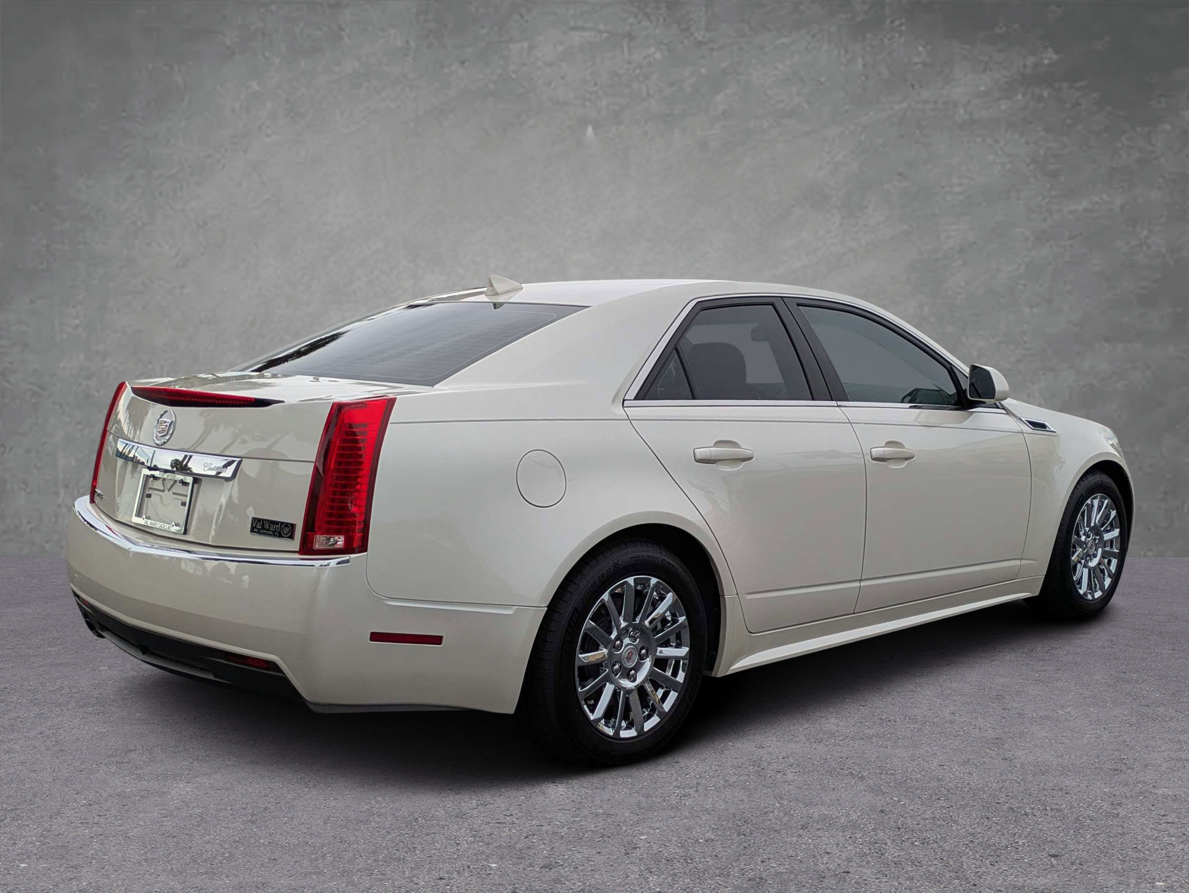 Used 2013 Cadillac CTS Luxury RWD image 4