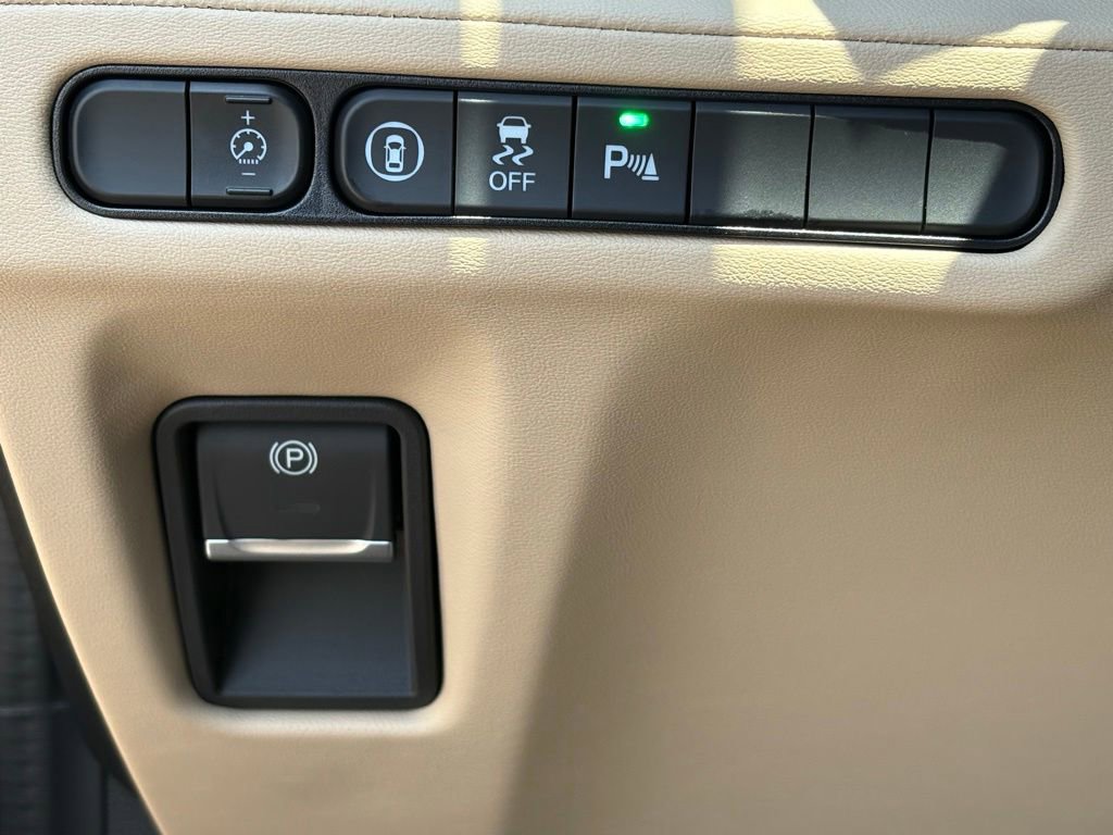 Used 2025 Acura MDX SH-AWD w/ Technology Package image 33