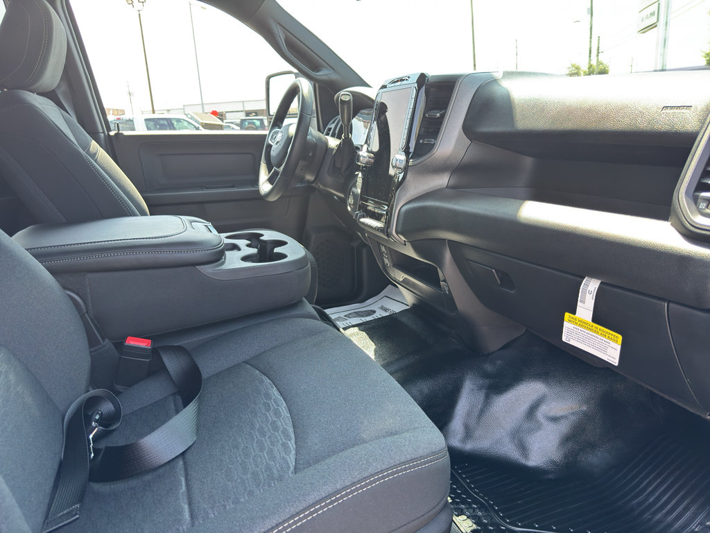 New 2027 RAM 3500 Tradesman AWD/4WD image 19