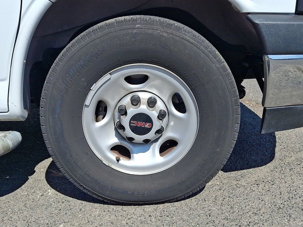 Used 2024 GMC Savana 2500 w/ Driver Convenience Package image 34