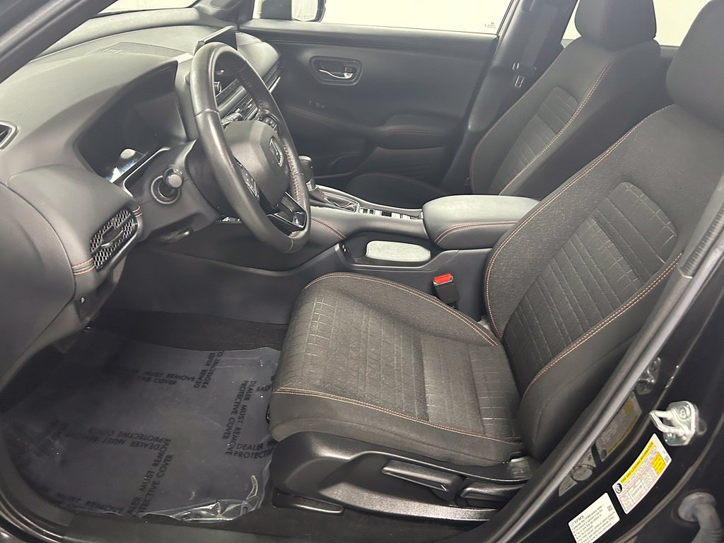 Used 2024 Honda HR-V Sport image 12