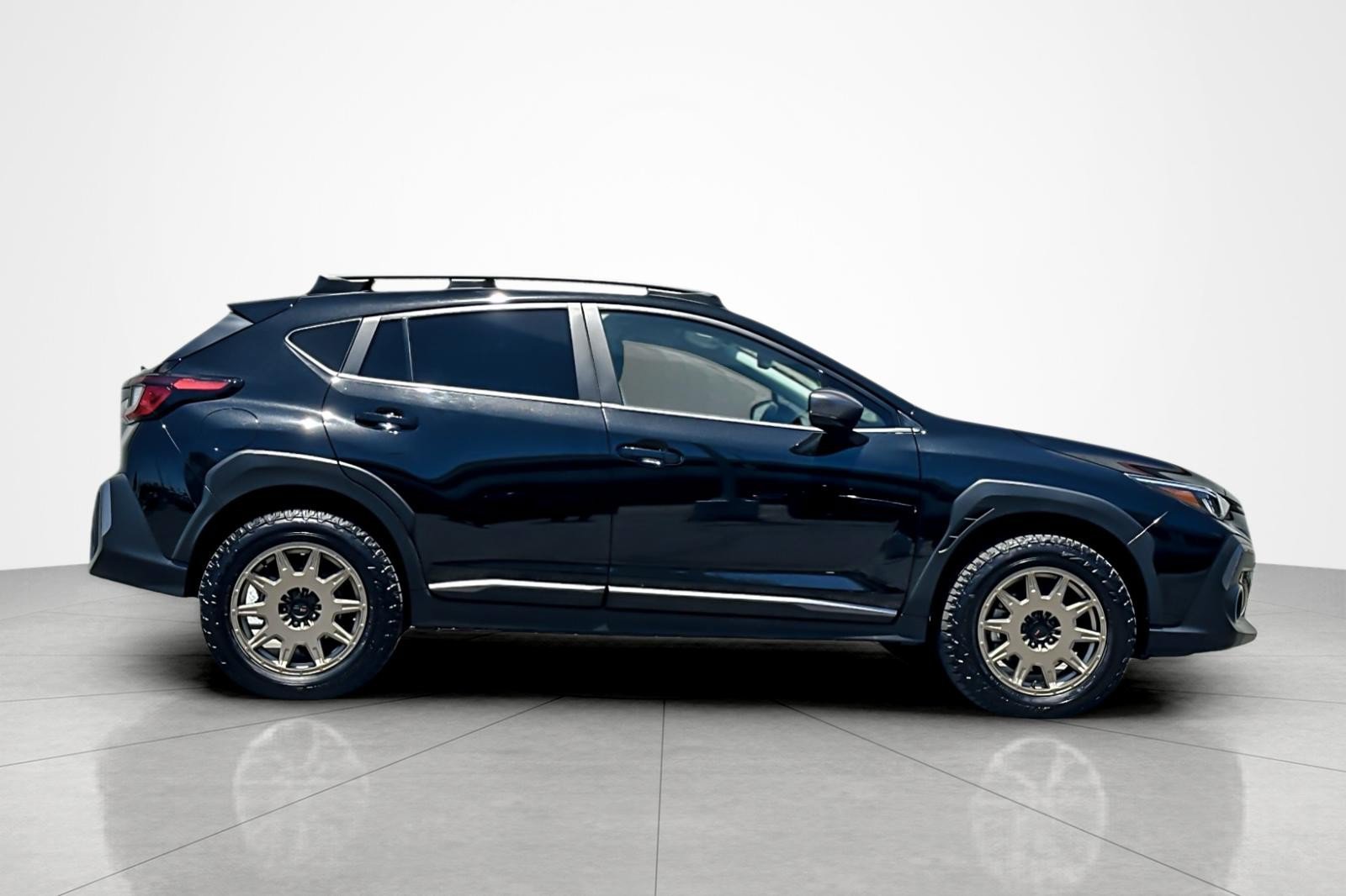 Used 2024 Subaru Crosstrek 2.5i Limited w/ Crosstrek Mirror Package AWD/4WD image 6