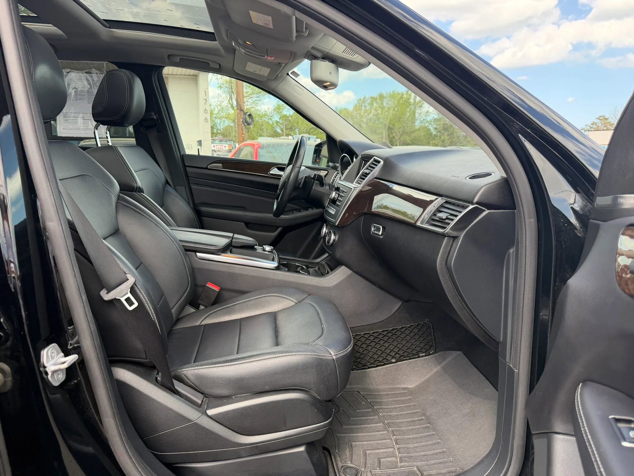 Used 2014 Mercedes-Benz ML 350 4MATIC image 25