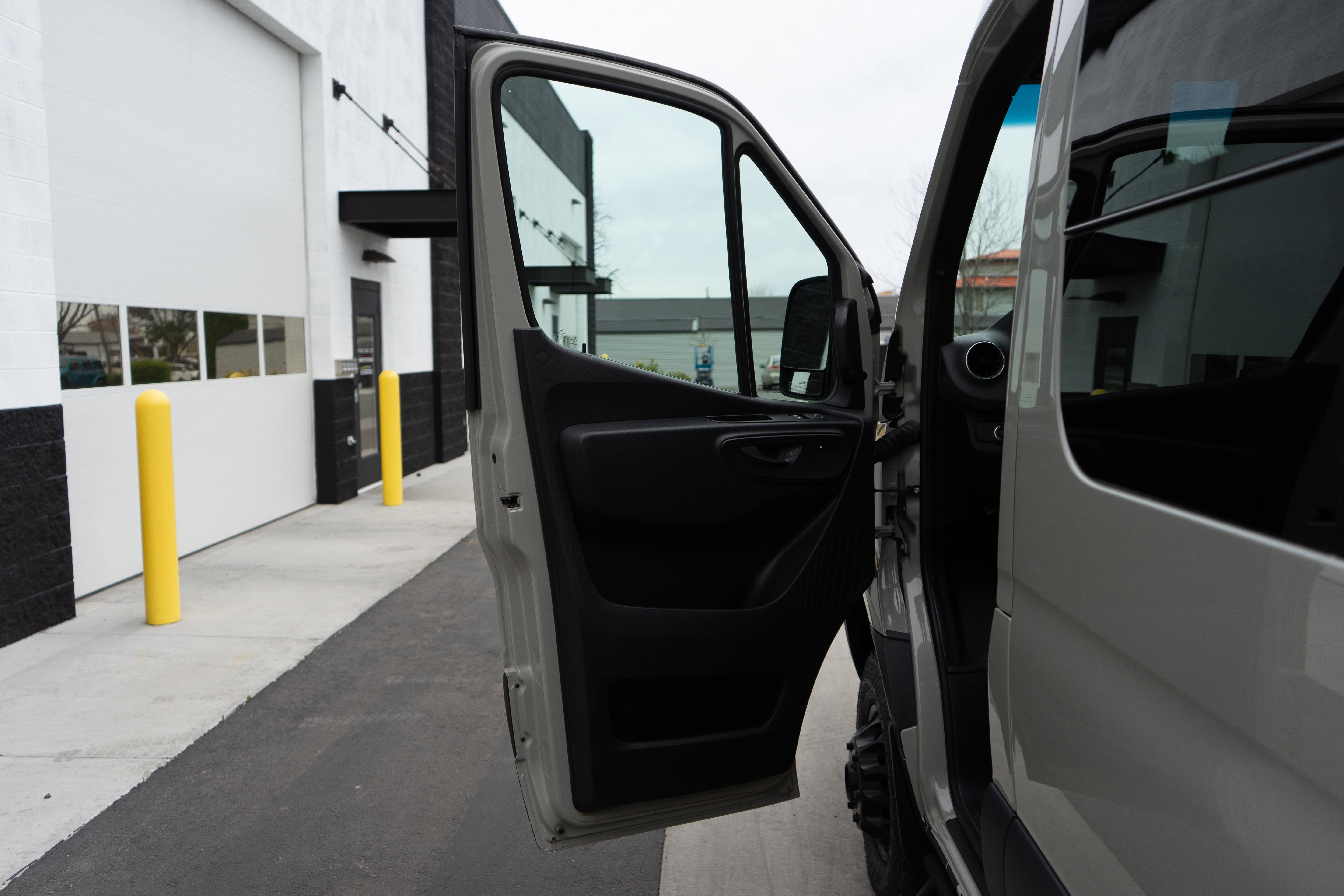 Used 2020 Mercedes-Benz Sprinter 3500 image 37