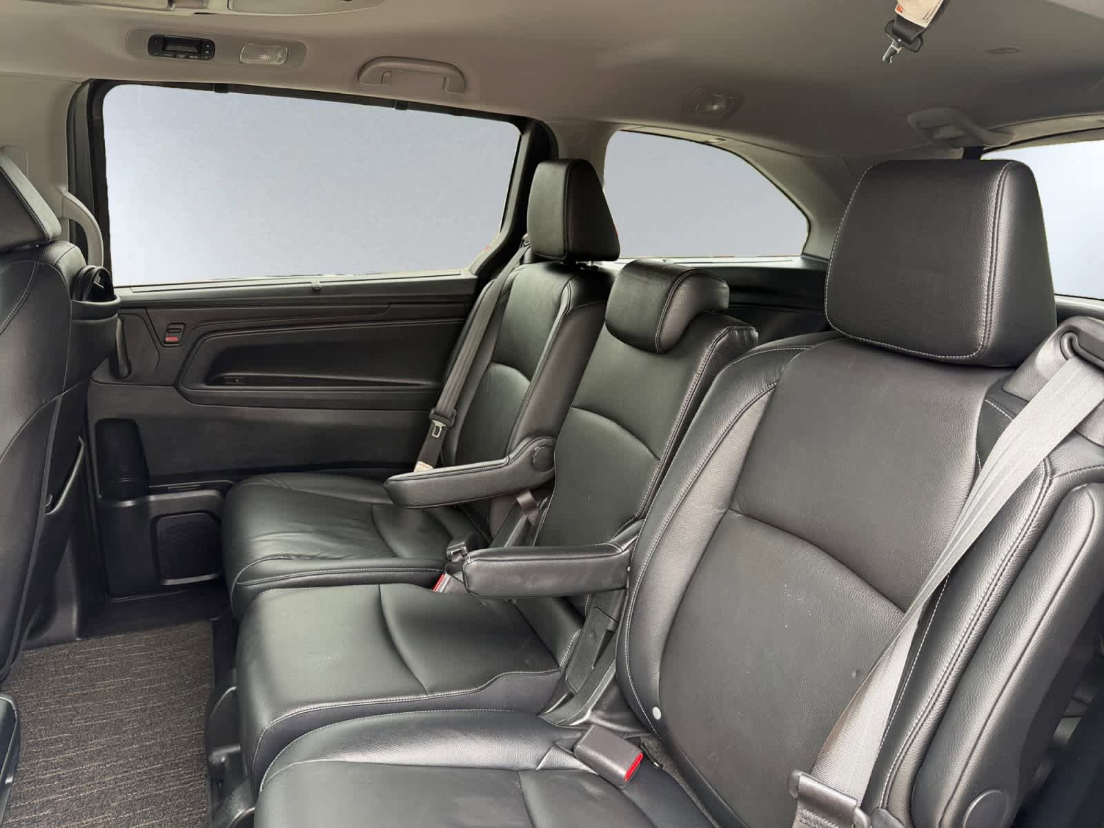 Used 2023 Honda Odyssey Touring image 18