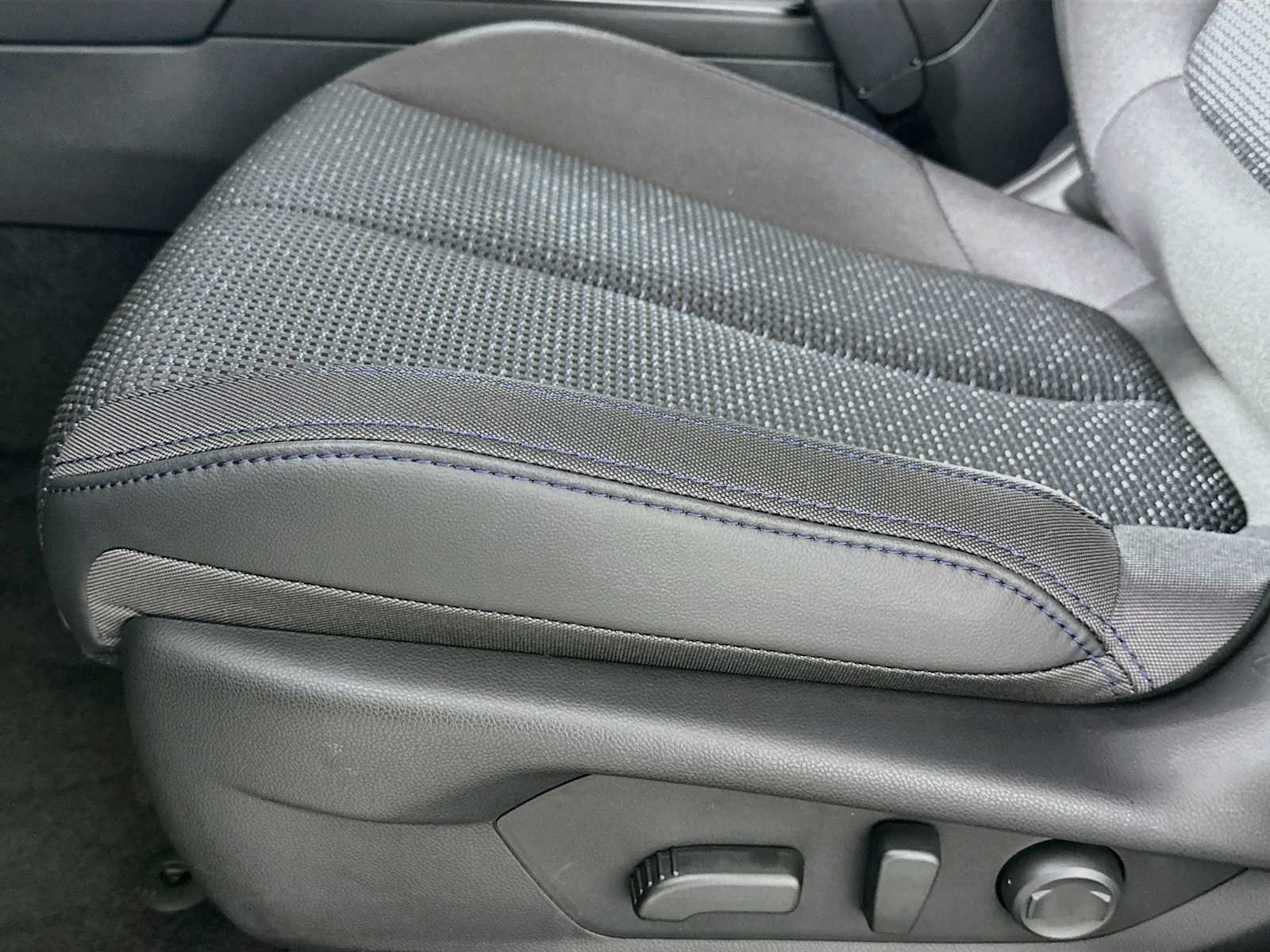 New 2026 Subaru Forester Premium AWD/4WD image 17