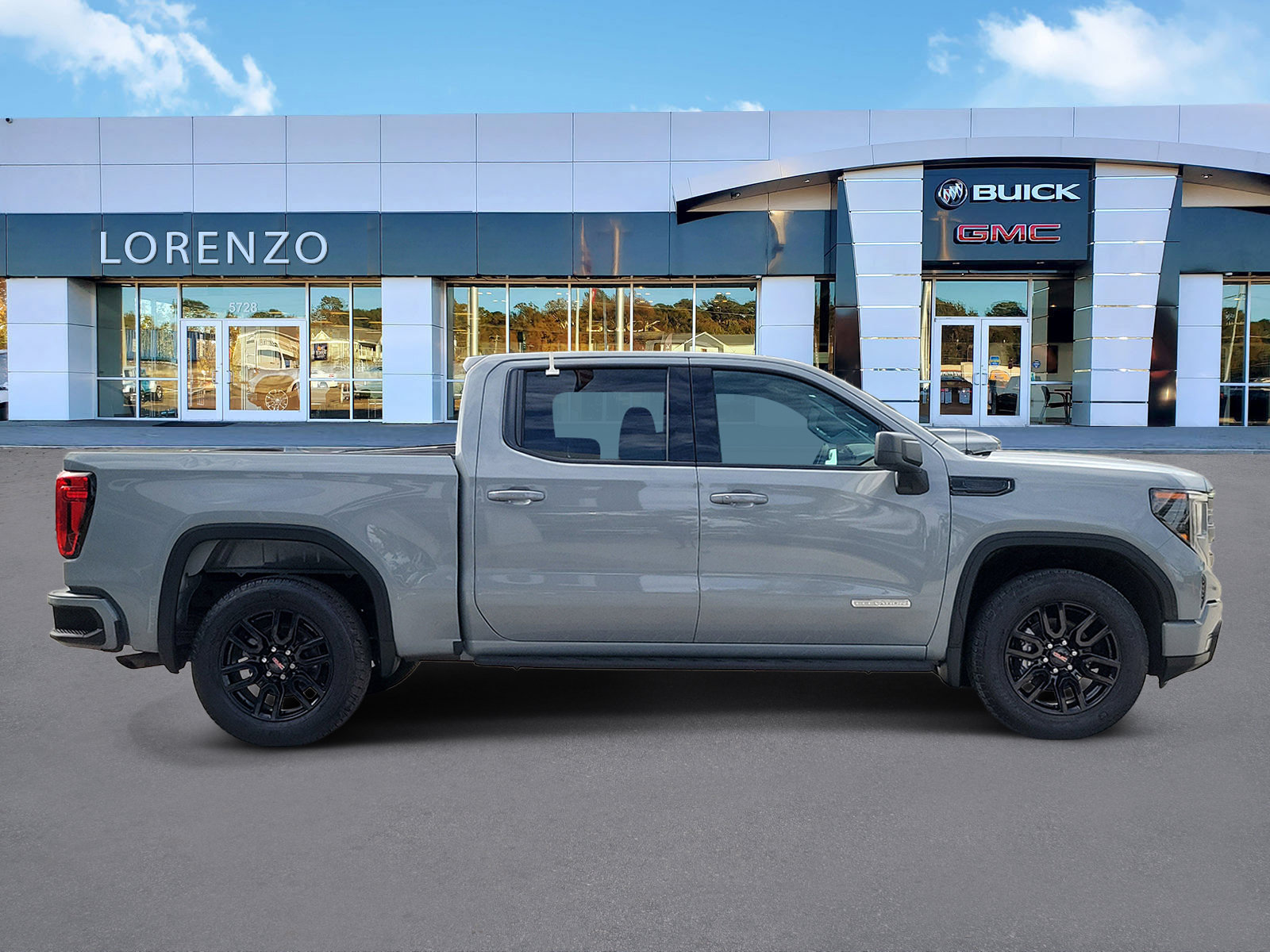 Used 2024 GMC Sierra 1500 Elevation RWD image 4