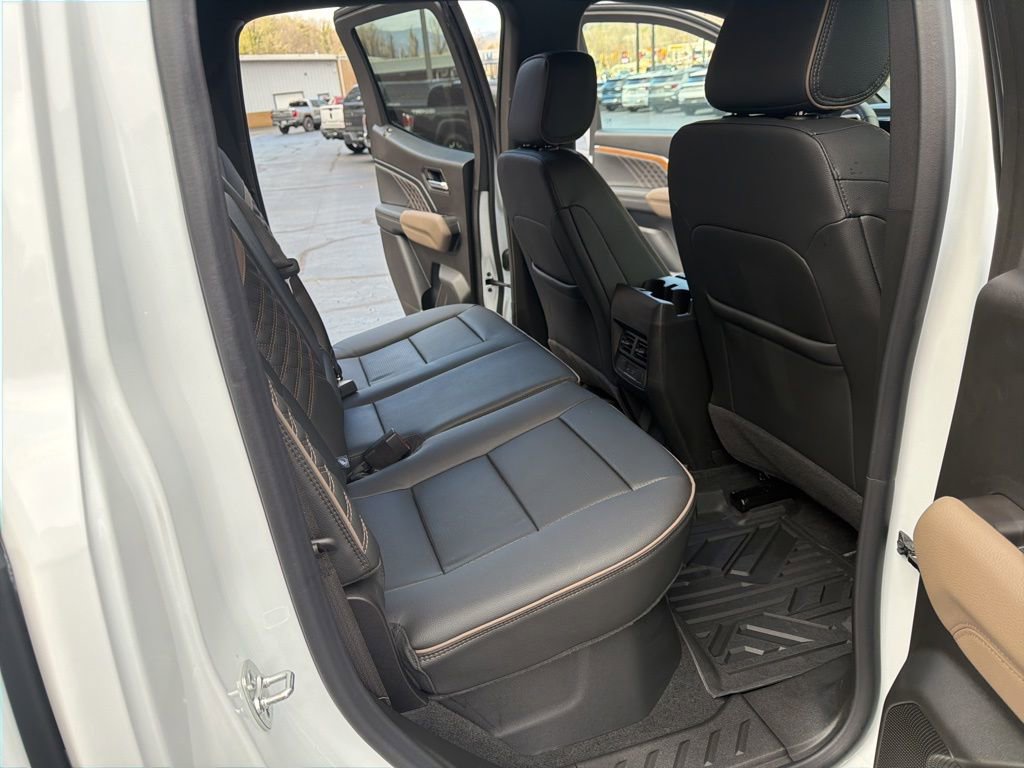 Used 2026 GMC Canyon Denali image 14