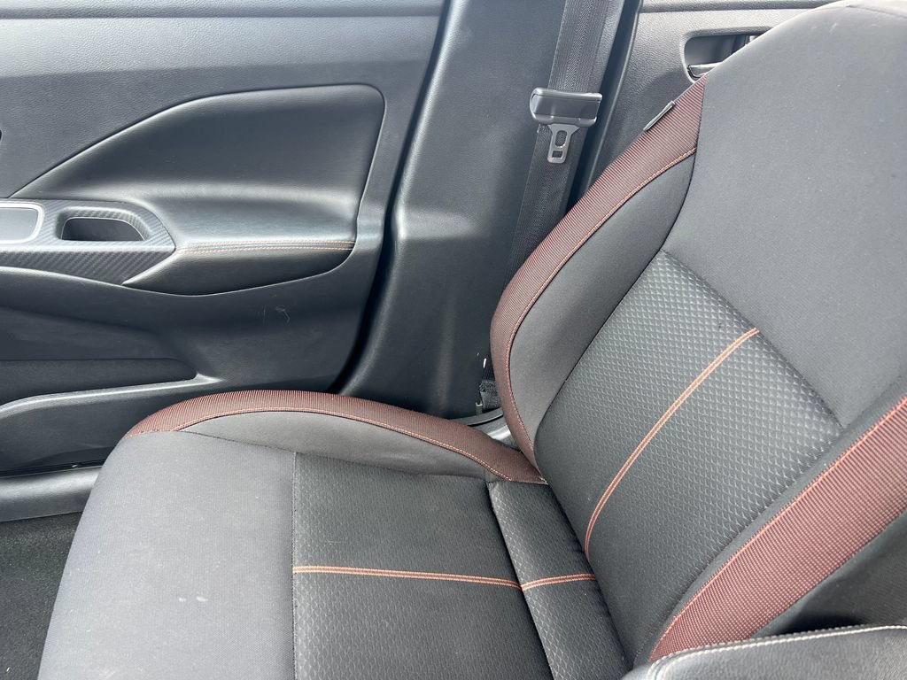 Used 2021 Nissan Versa SR w/ Electronics Package FWD image 30