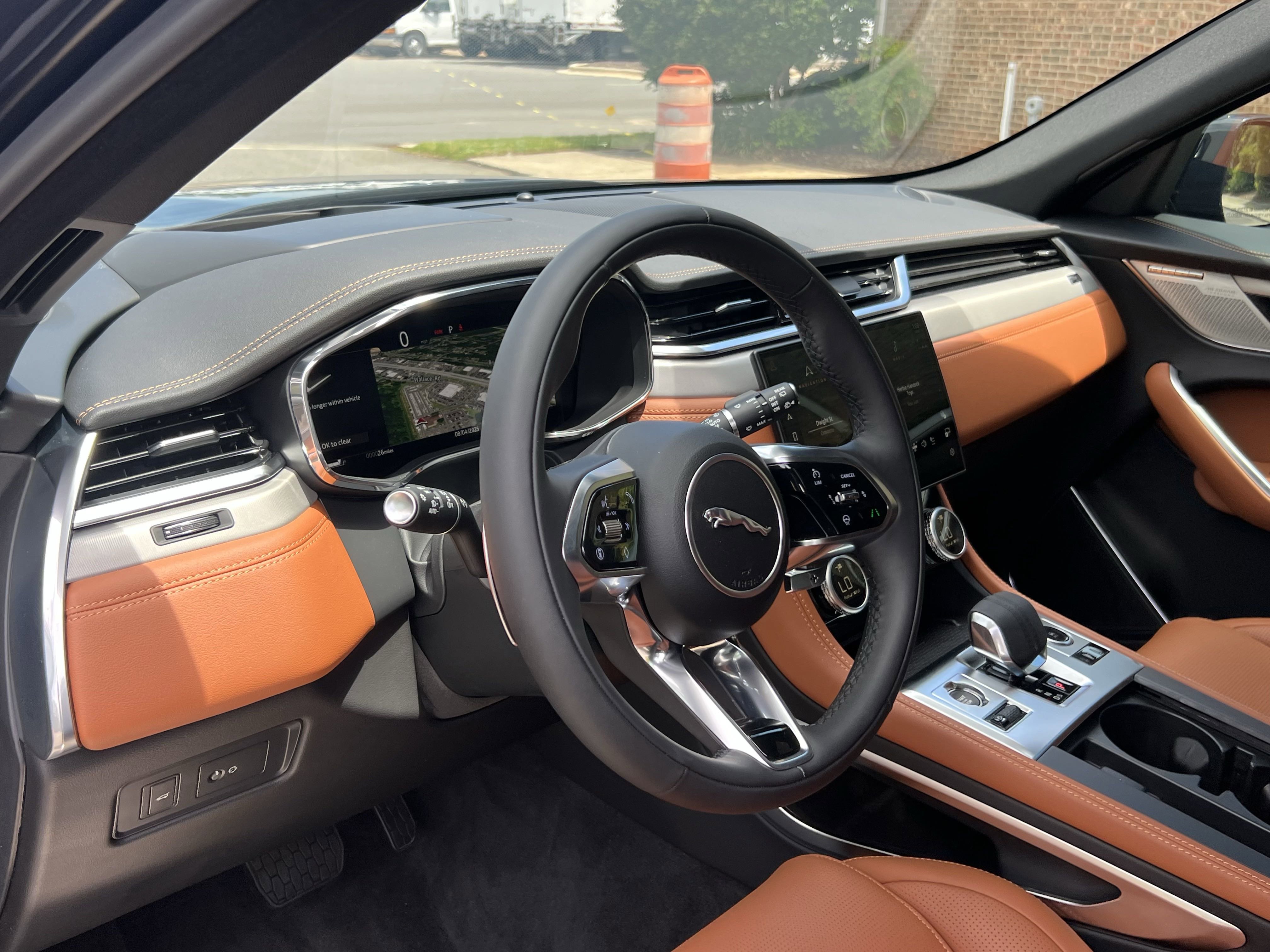 New 2026 Jaguar F-PACE R-Dynamic S image 17