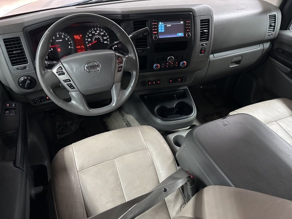 Used 2015 Nissan NV 3500 SL w/ Technology Package image 12