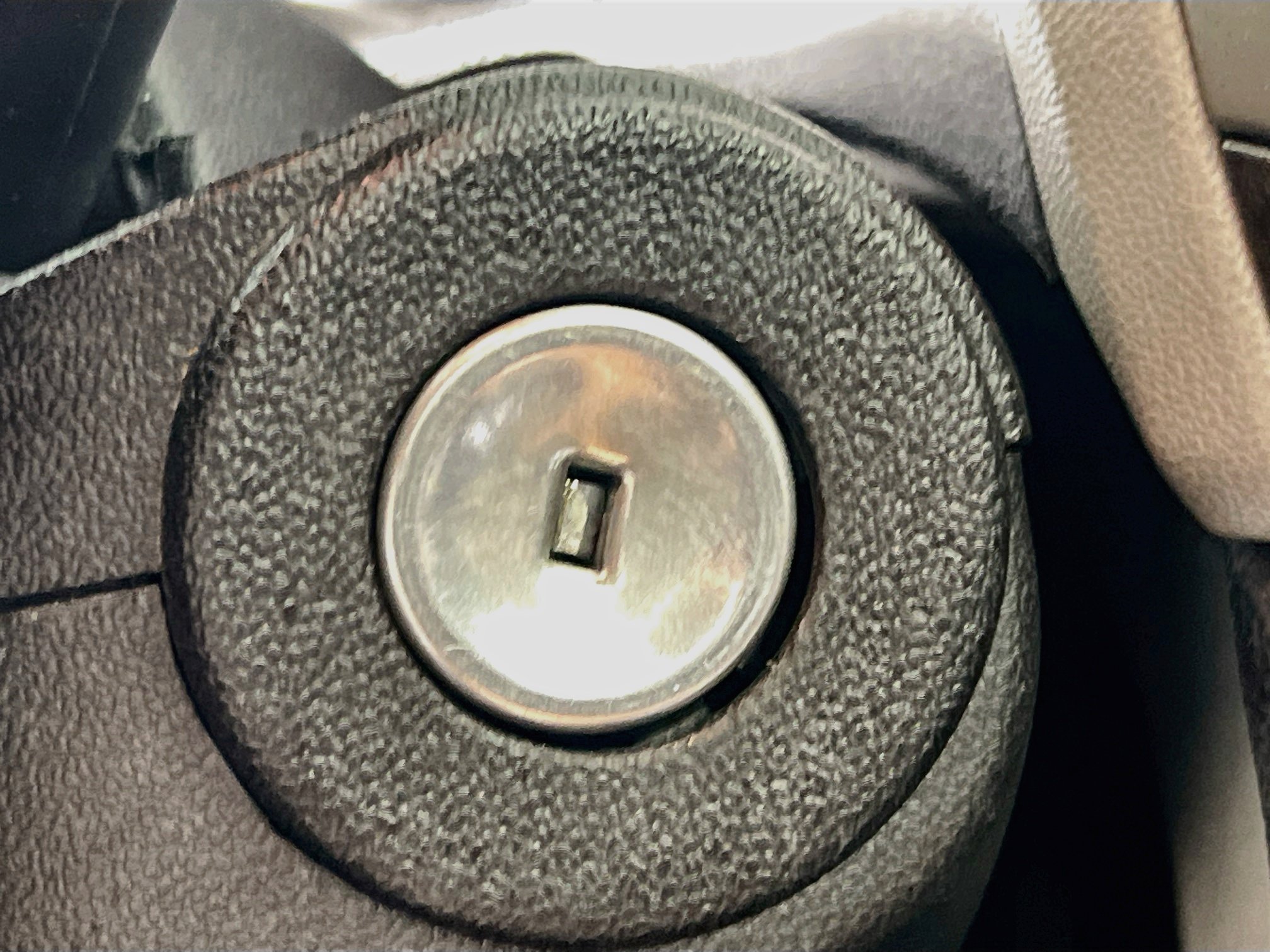 Used 2014 Buick Verano FWD image 23