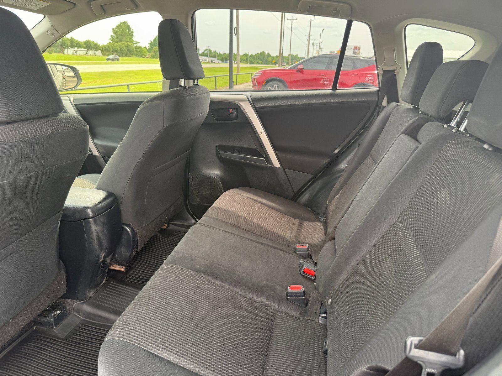 Used 2017 Toyota RAV4 LE w/ All Weather Liner Package image 15