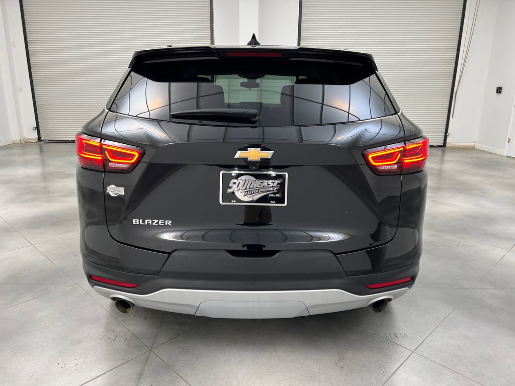 Used 2025 Chevrolet Blazer LT image 6