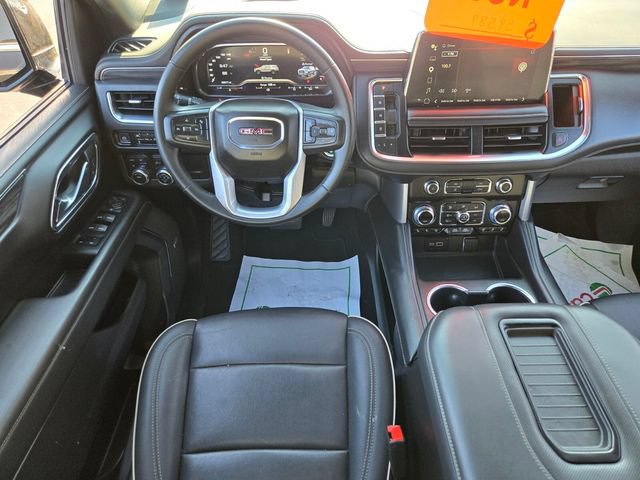 Used 2023 GMC Yukon XL SLT AWD/4WD image 13