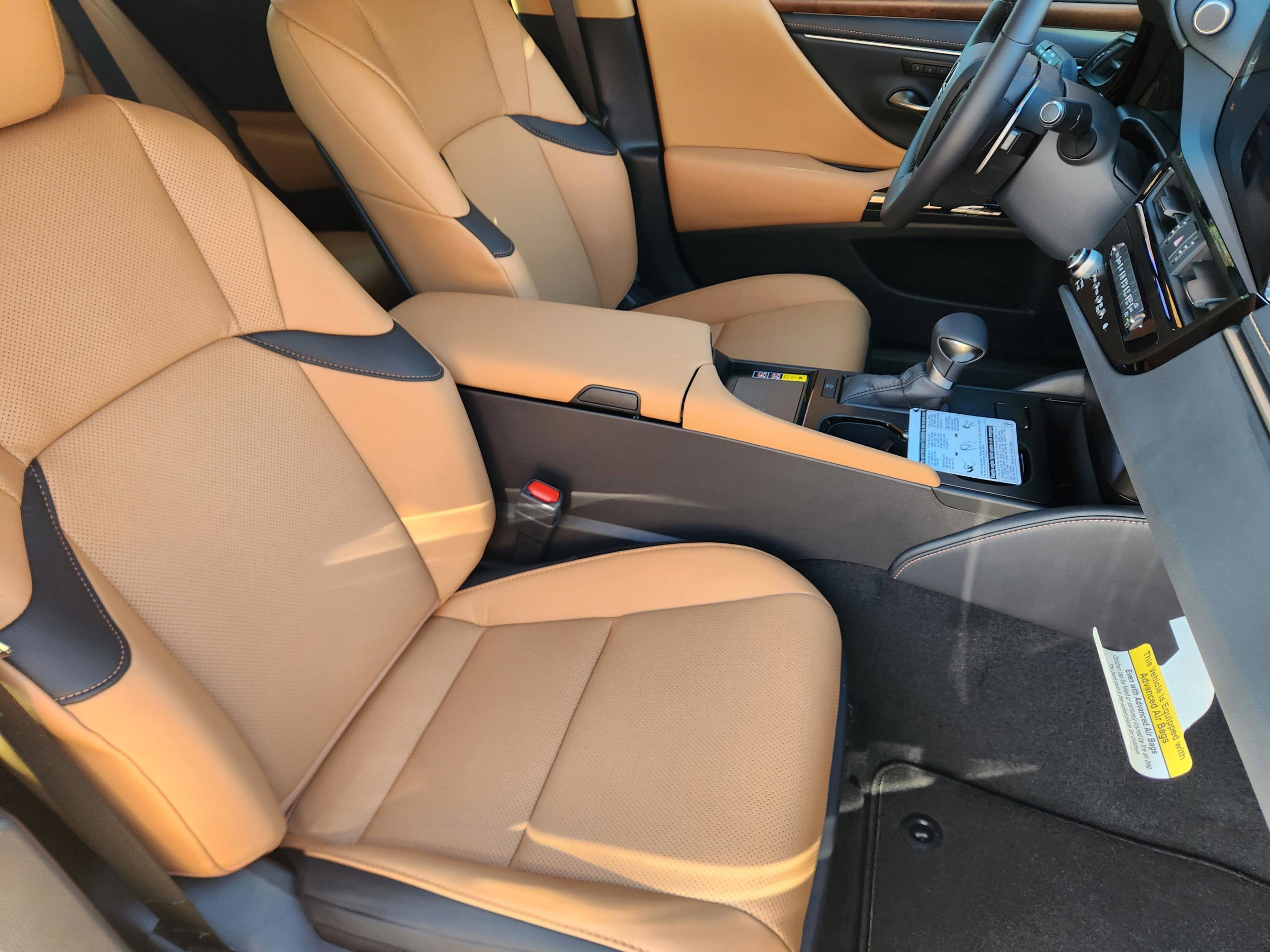 New 2025 Lexus ES 350 w/ Premium Package image 9