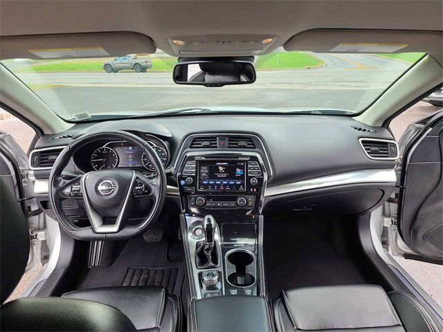 Used 2023 Nissan Maxima SV w/ Floor Mat Group image 12