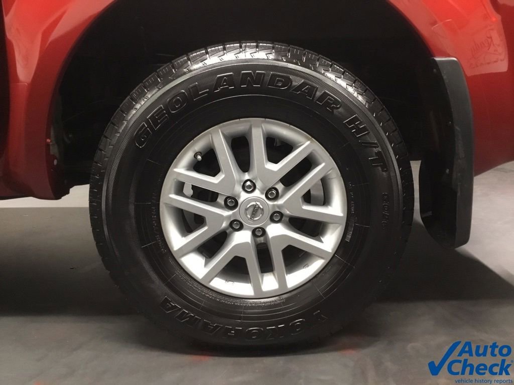 Used 2017 Nissan Frontier SV image 25