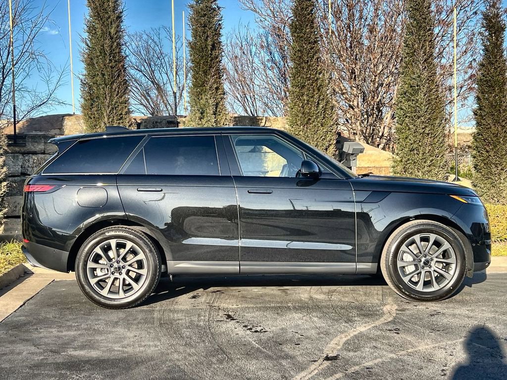 Used 2026 Land Rover Range Rover Sport SE image 6