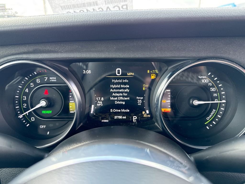 Used 2023 Jeep Wrangler Unlimited Sahara w/ Cold Weather Group image 15