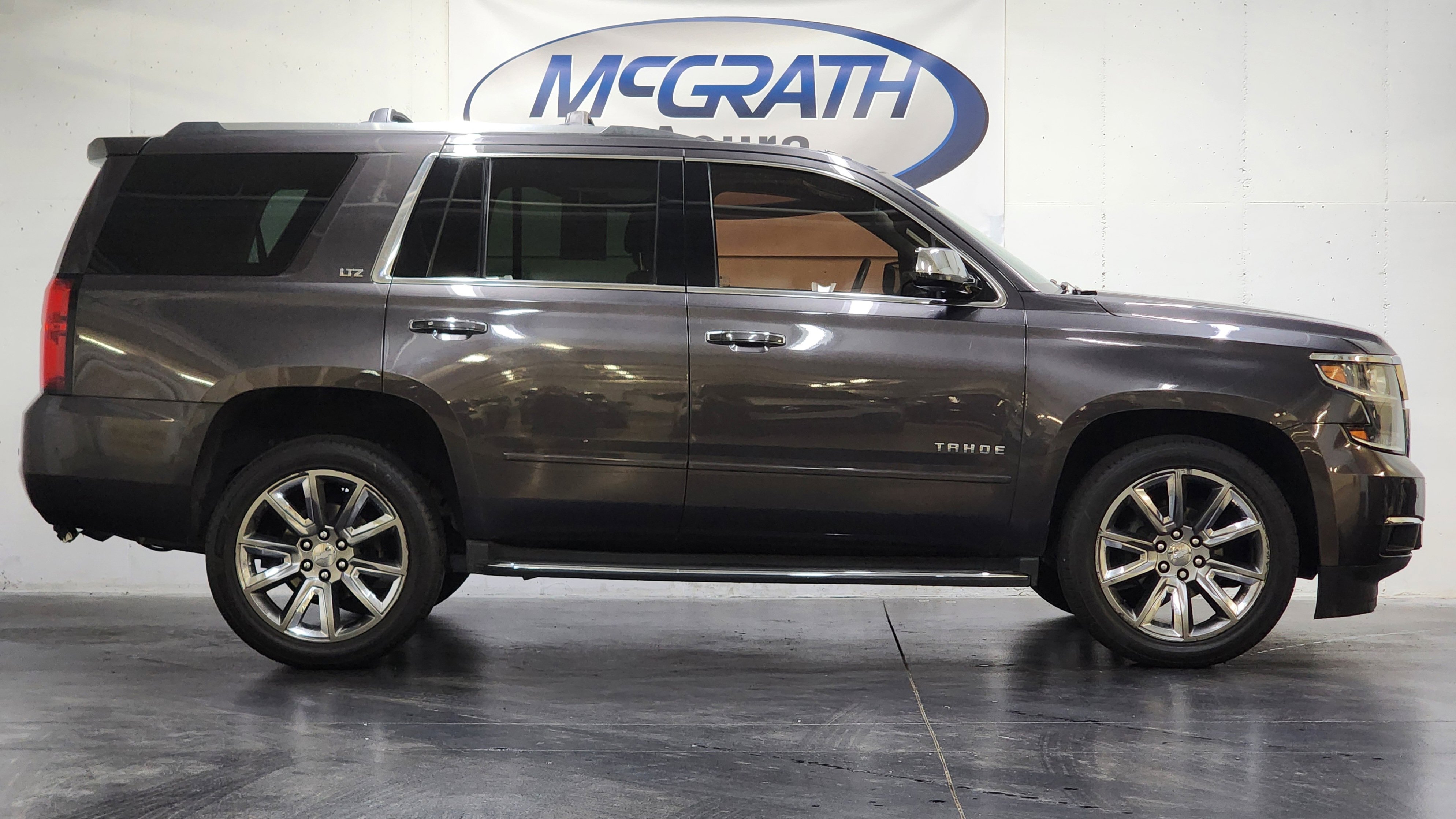 Used 2016 Chevrolet Tahoe LTZ AWD/4WD image 3