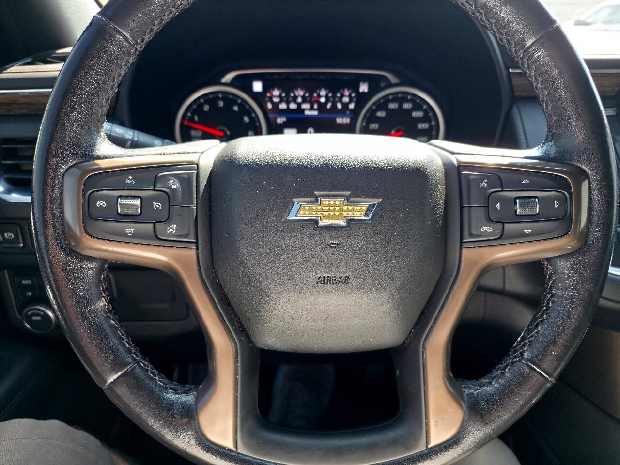 Used 2021 Chevrolet Suburban High Country image 27