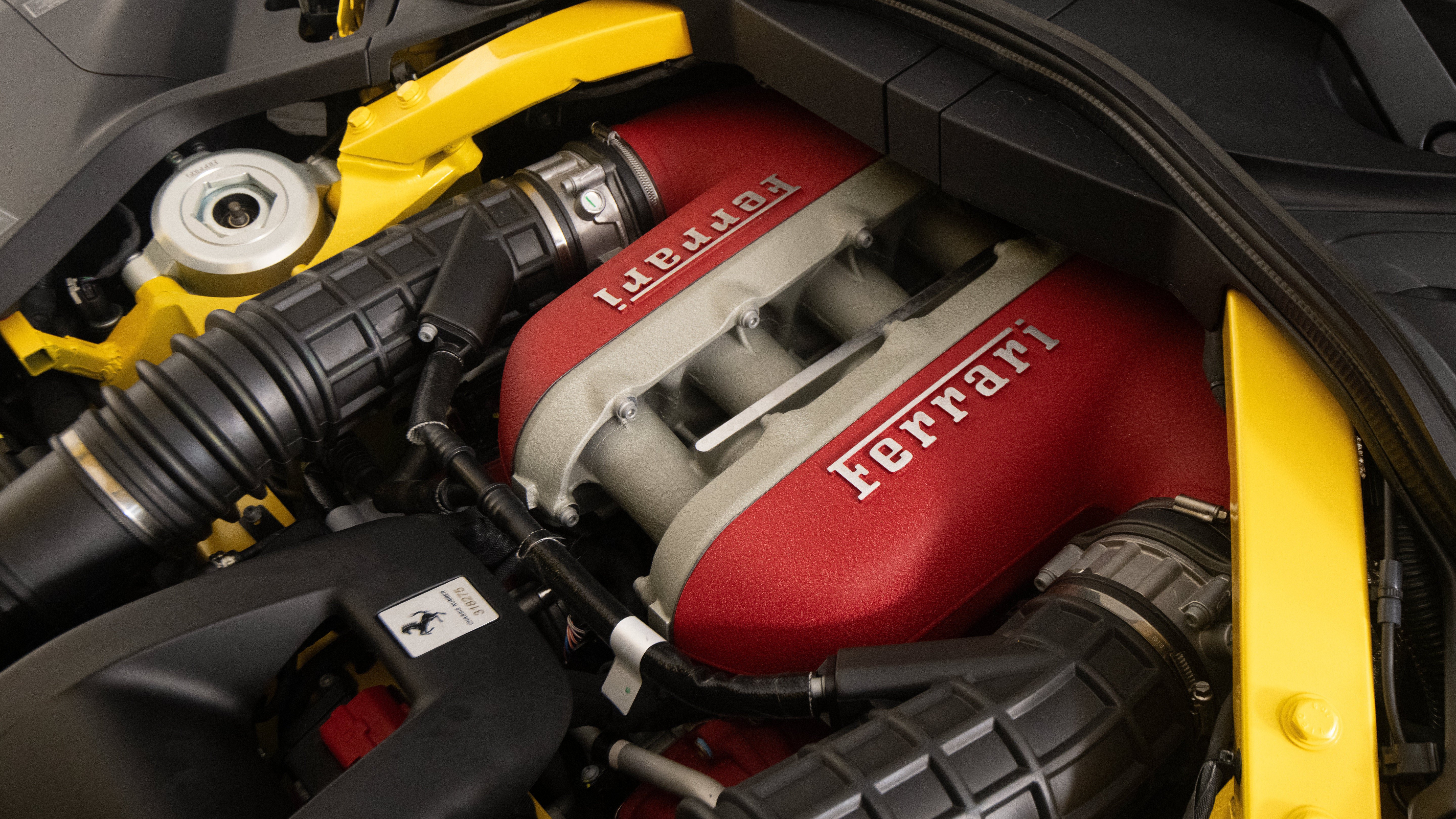 Certified 2025 Ferrari Purosangue AWD/4WD image 39