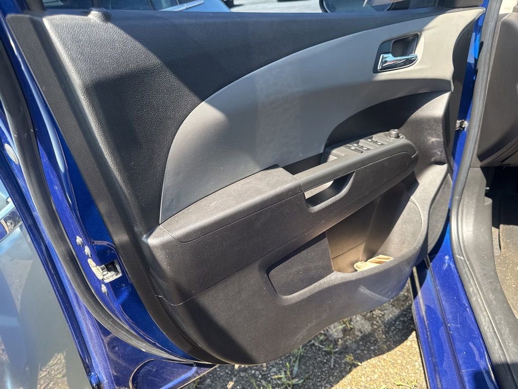 Used 2012 Chevrolet Sonic LT FWD image 8