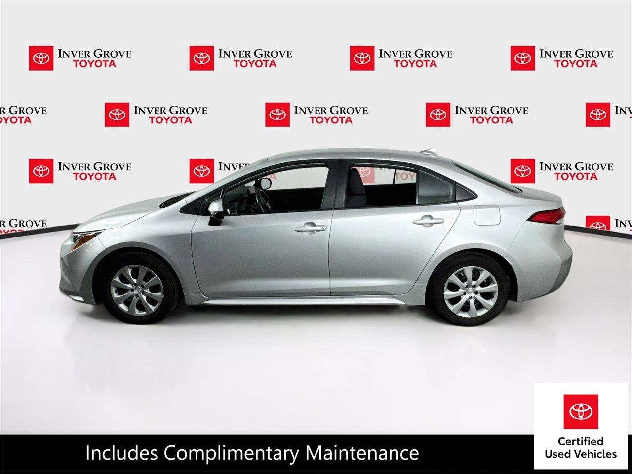 Certified 2025 Toyota Corolla LE FWD image 8