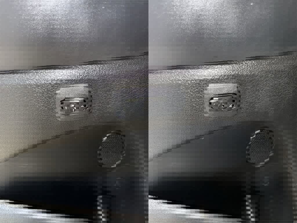 Used 2019 Jeep Grand Cherokee Overland image 24