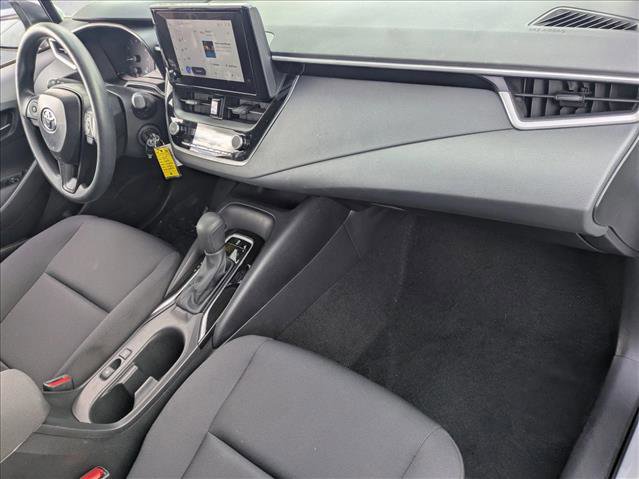 Used 2025 Toyota Corolla LE image 19