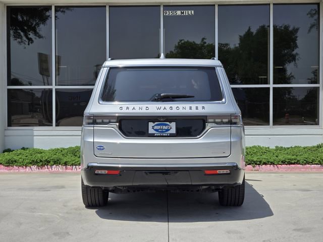 Used 2023 Jeep Grand Wagoneer Series III AWD/4WD image 6