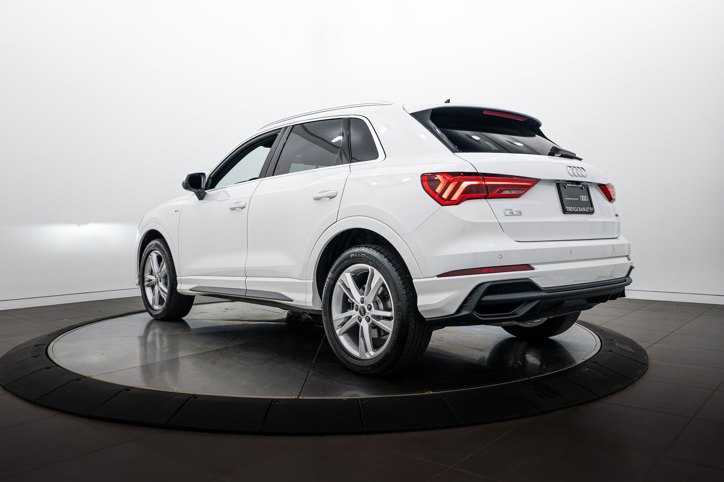 Certified 2023 Audi Q3 2.0T Premium Plus w/ Premium Plus Package AWD/4WD image 5
