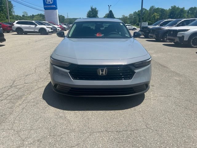 New 2025 Honda Accord SE image 3