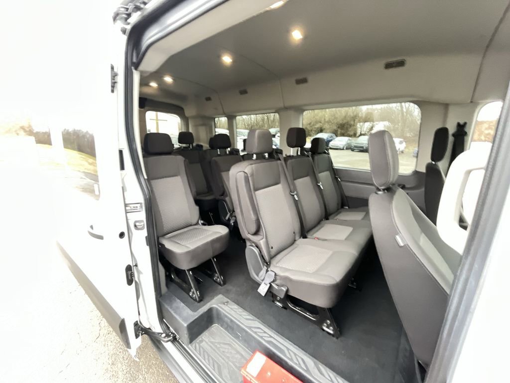 Used 2024 Ford Transit 350 XLT image 24
