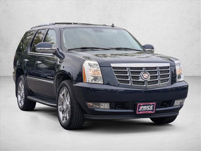 Used 2007 Cadillac Escalade AWD w/ Information Package image 3