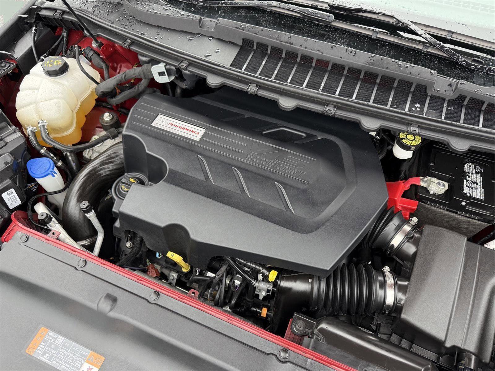 Used 2023 Ford Edge ST w/ Equipment Group 401A image 32