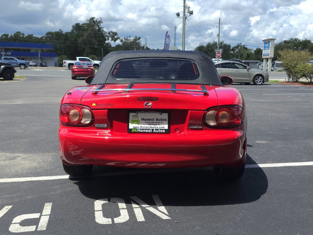 Used 2003 MAZDA MX-5 Miata RWD image 7