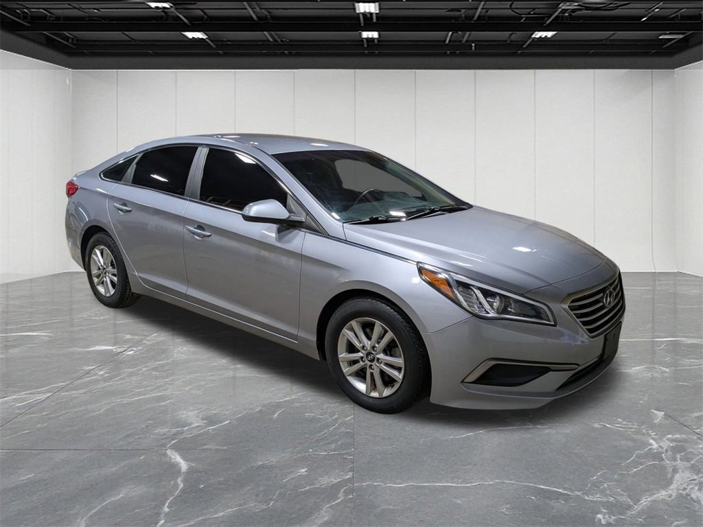 Used 2016 Hyundai Sonata SE image 7