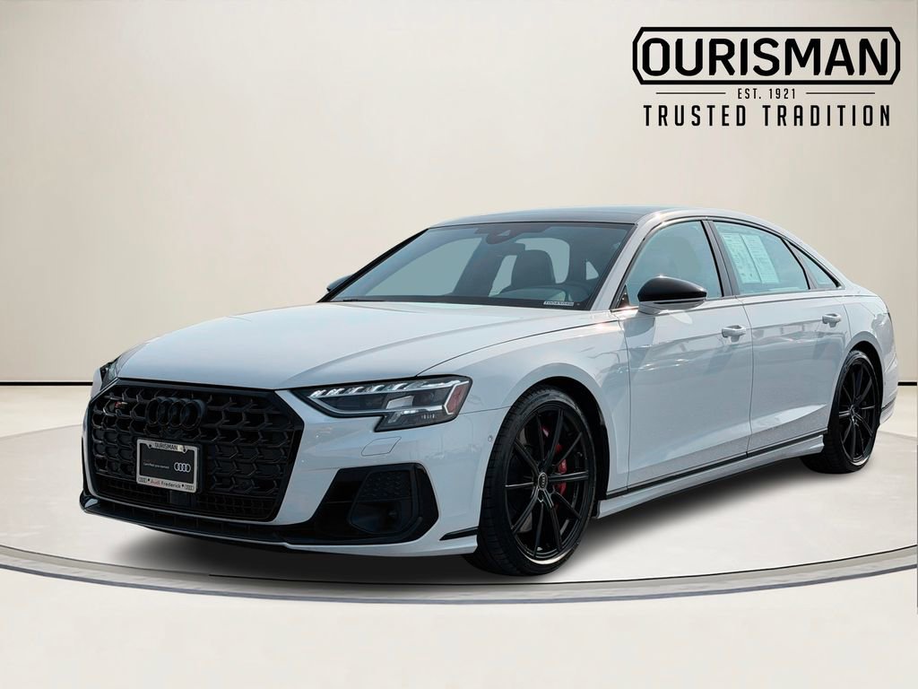 Used 2024 Audi S8 image 6