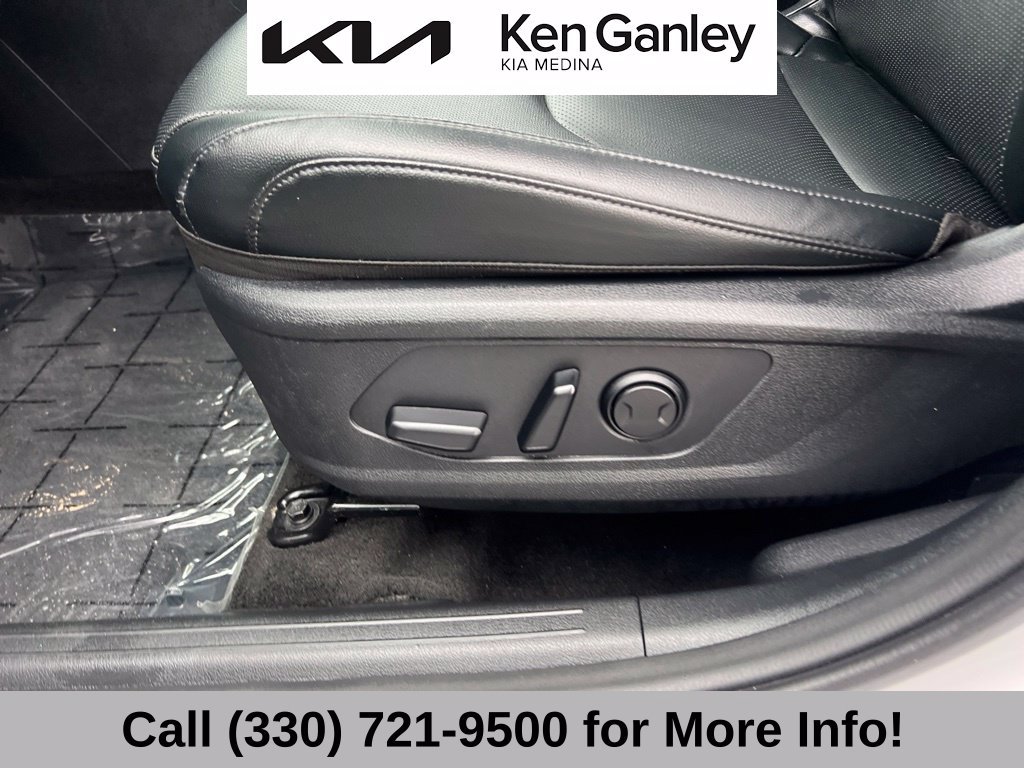 Certified 2024 Kia Sportage EX FWD image 26