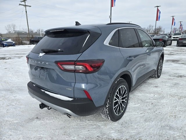 New 2026 Ford Escape SE w/ PHEV Premium Package image 3