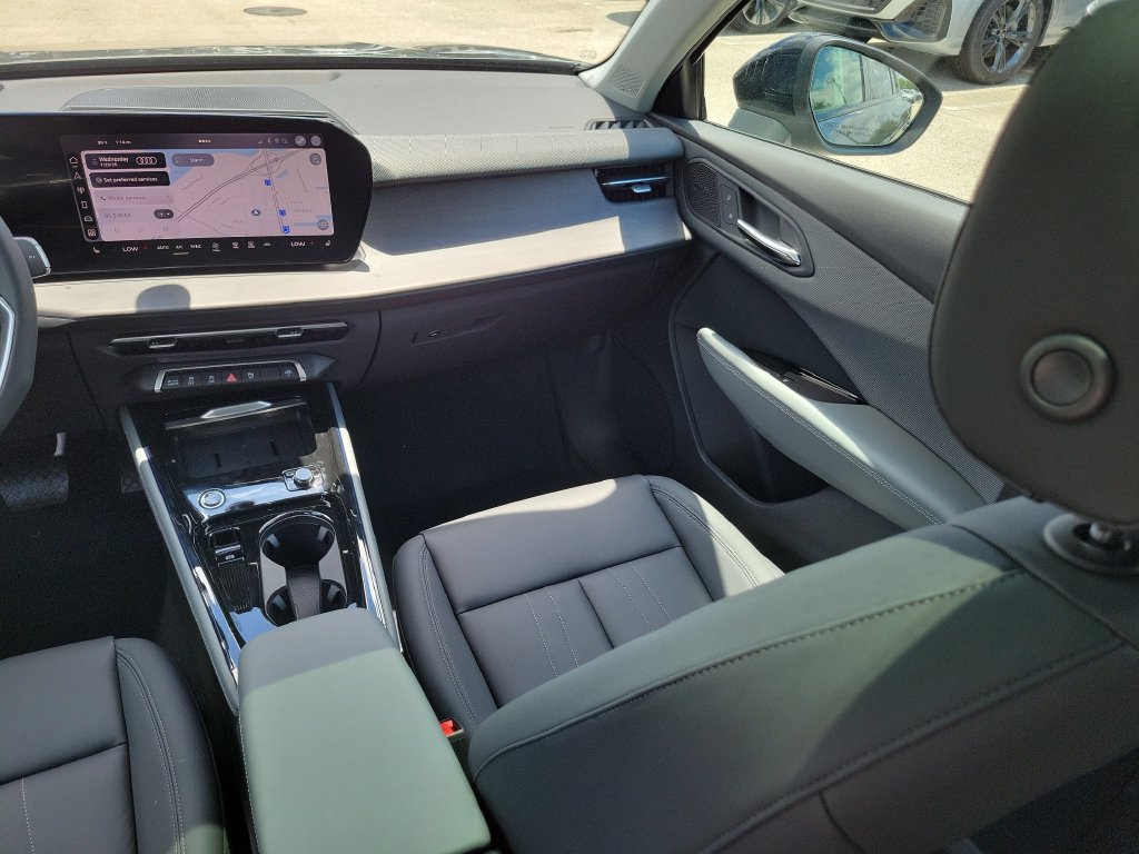 New 2026 Audi Q3 quattro 2.0T AWD/4WD image 24